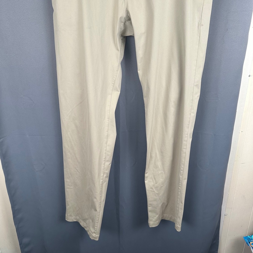 Rhone Commuter Pants Mens Khaki Tan Polyester Straight Leg Trousers 100161 - Picture 4 of 10